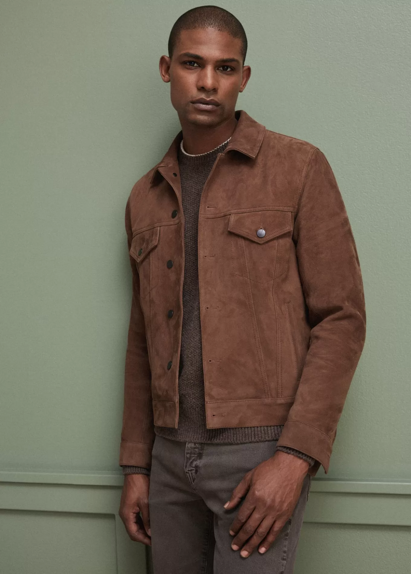 cash_suede_trucker_jacket_548.webp Joe’s Jeans CASH SUEDE TRUCKER JACKET