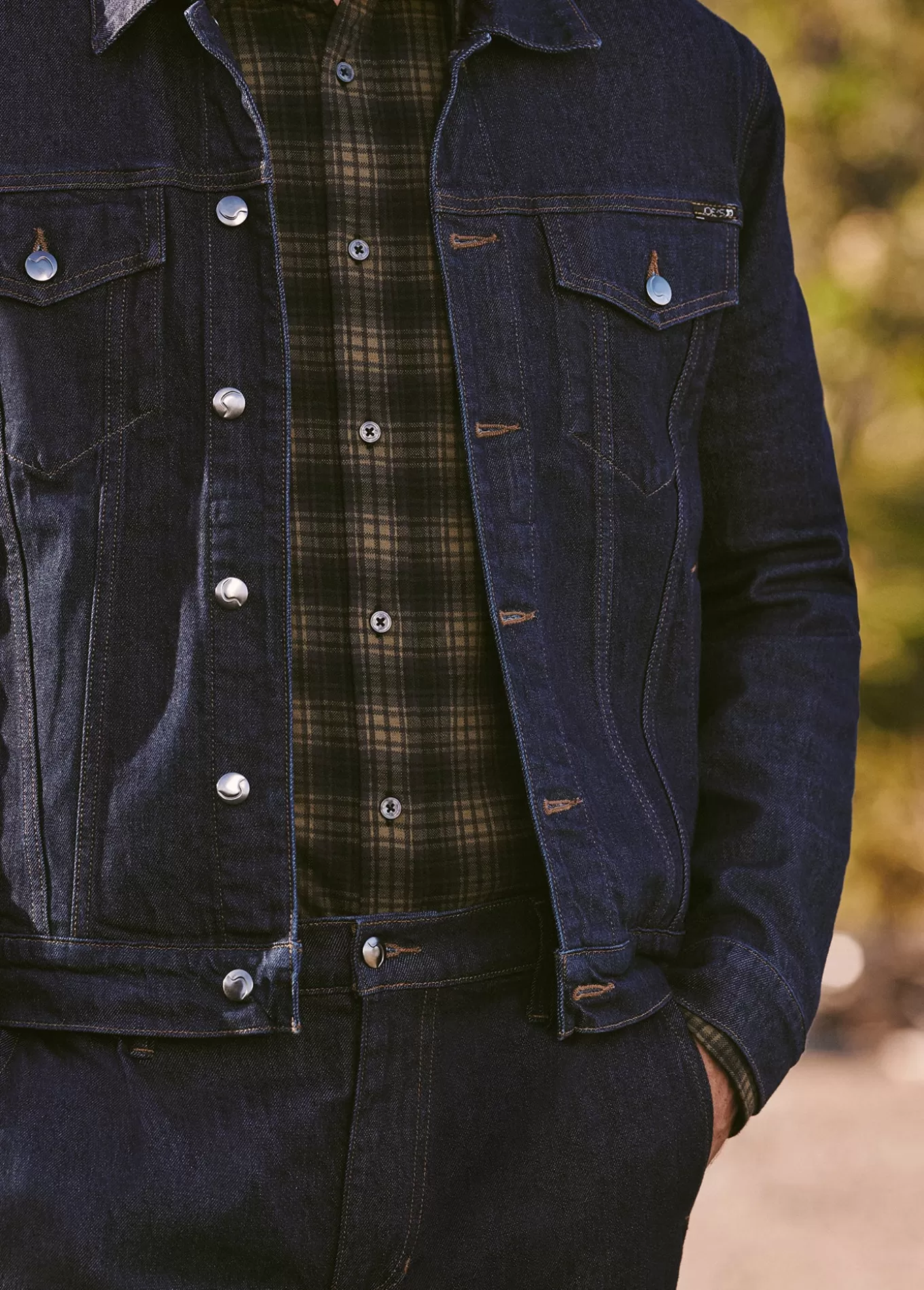 cash_trucker_jacket_510.webp Joe’s Jeans CASH TRUCKER JACKET