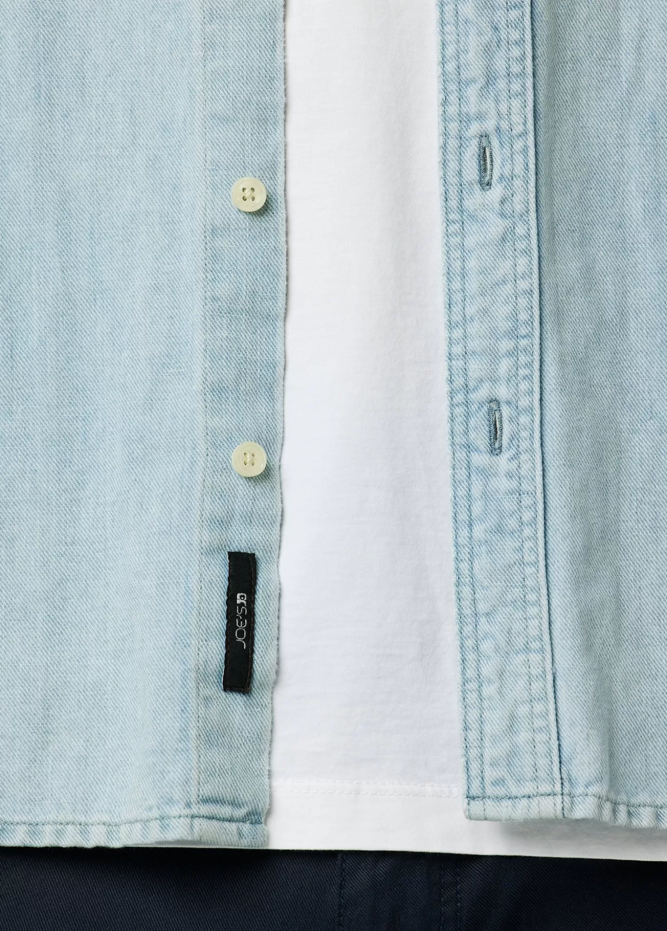 lou_indigo_linen_shirt_1367.webp Joe’s Jeans LOU INDIGO LINEN SHIRT