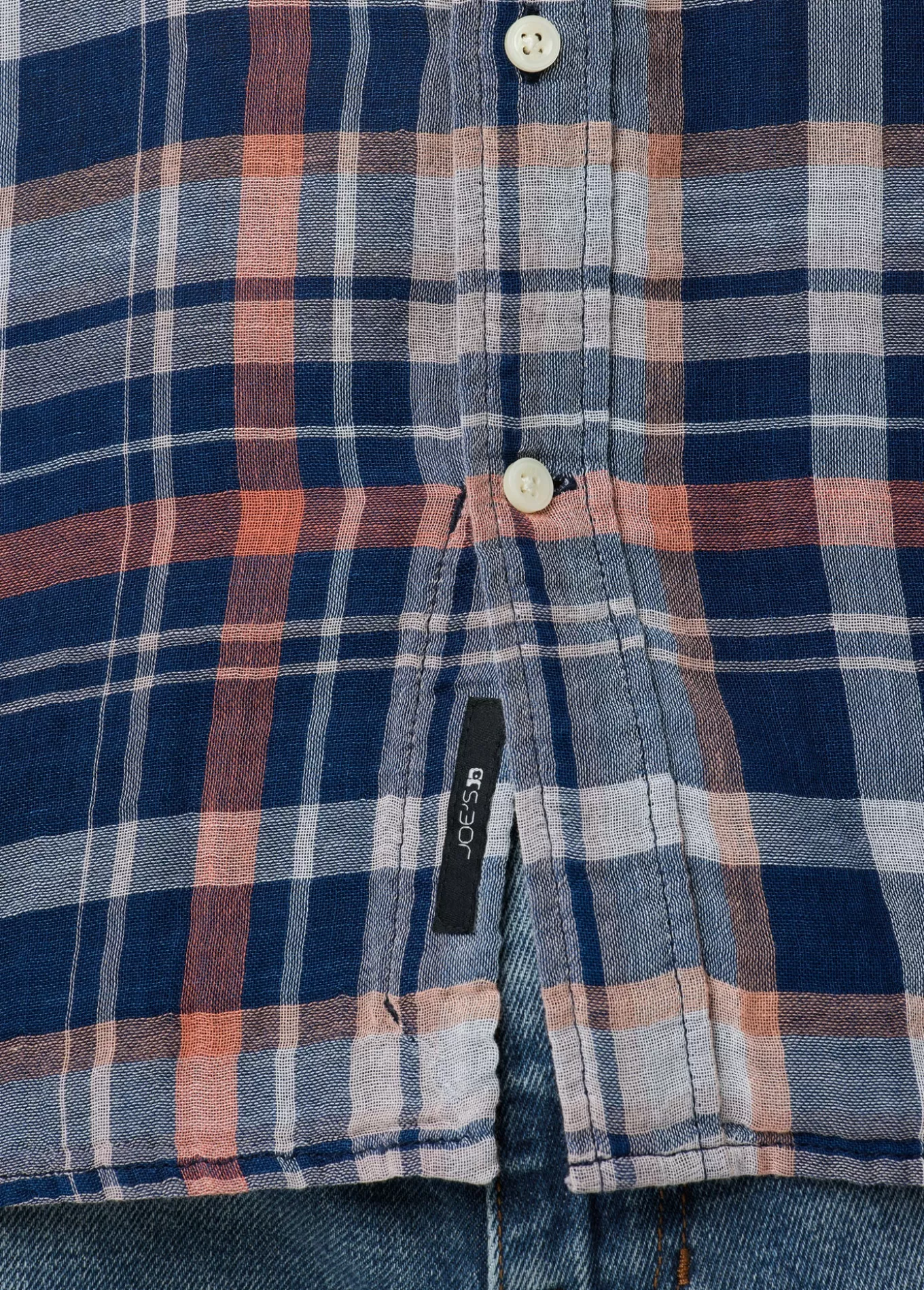 oliver_point_collar_shirt_1470.webp Joe’s Jeans OLIVER POINT COLLAR SHIRT