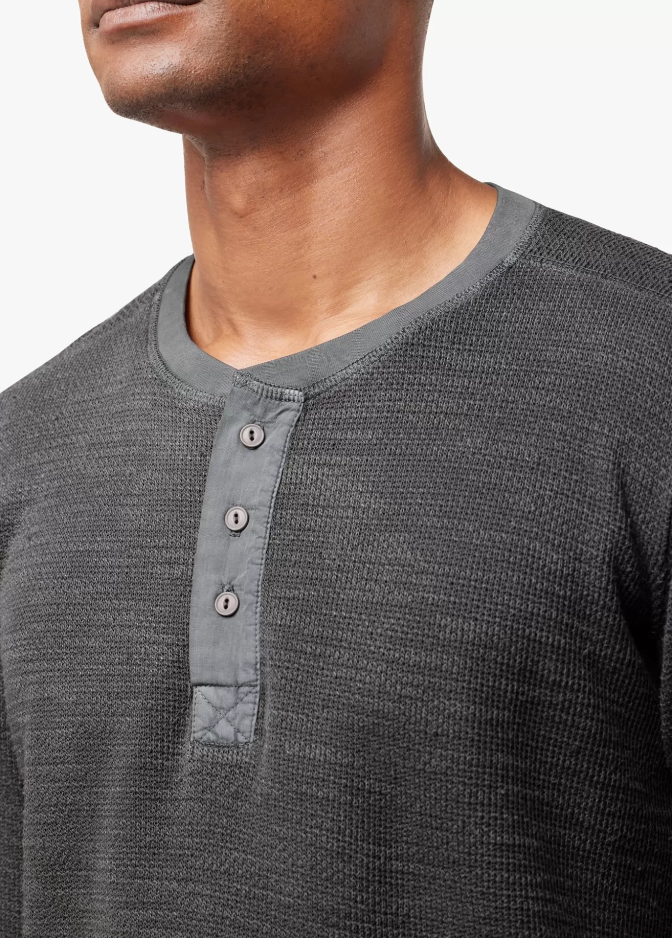 tate_waffle_henley_1391.webp Joe’s Jeans TATE WAFFLE HENLEY