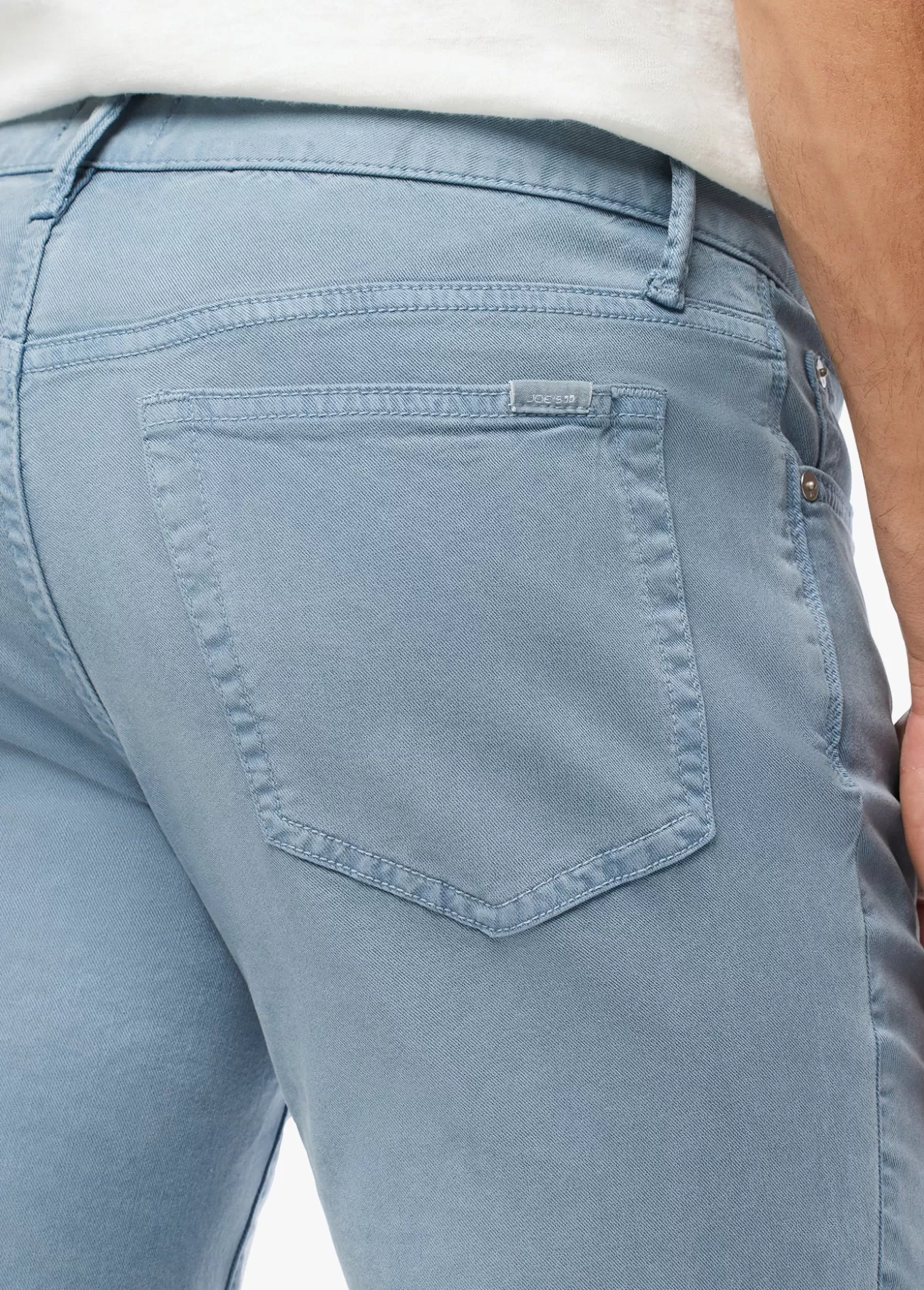 the_brixton_twill_2435.webp Joe’s Jeans THE BRIXTON TWILL