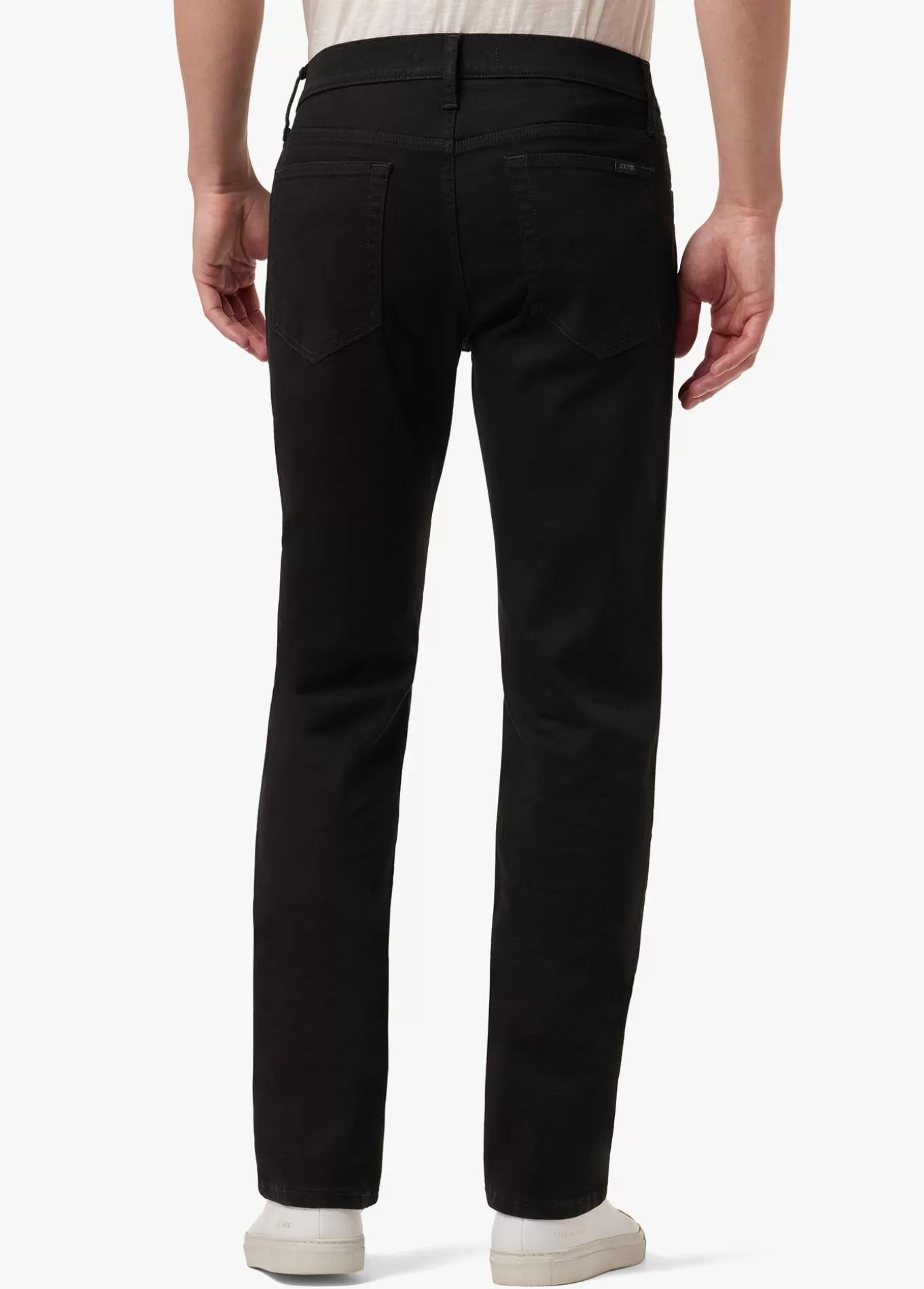 the_classic_6806.webp Joe’s Jeans THE CLASSIC